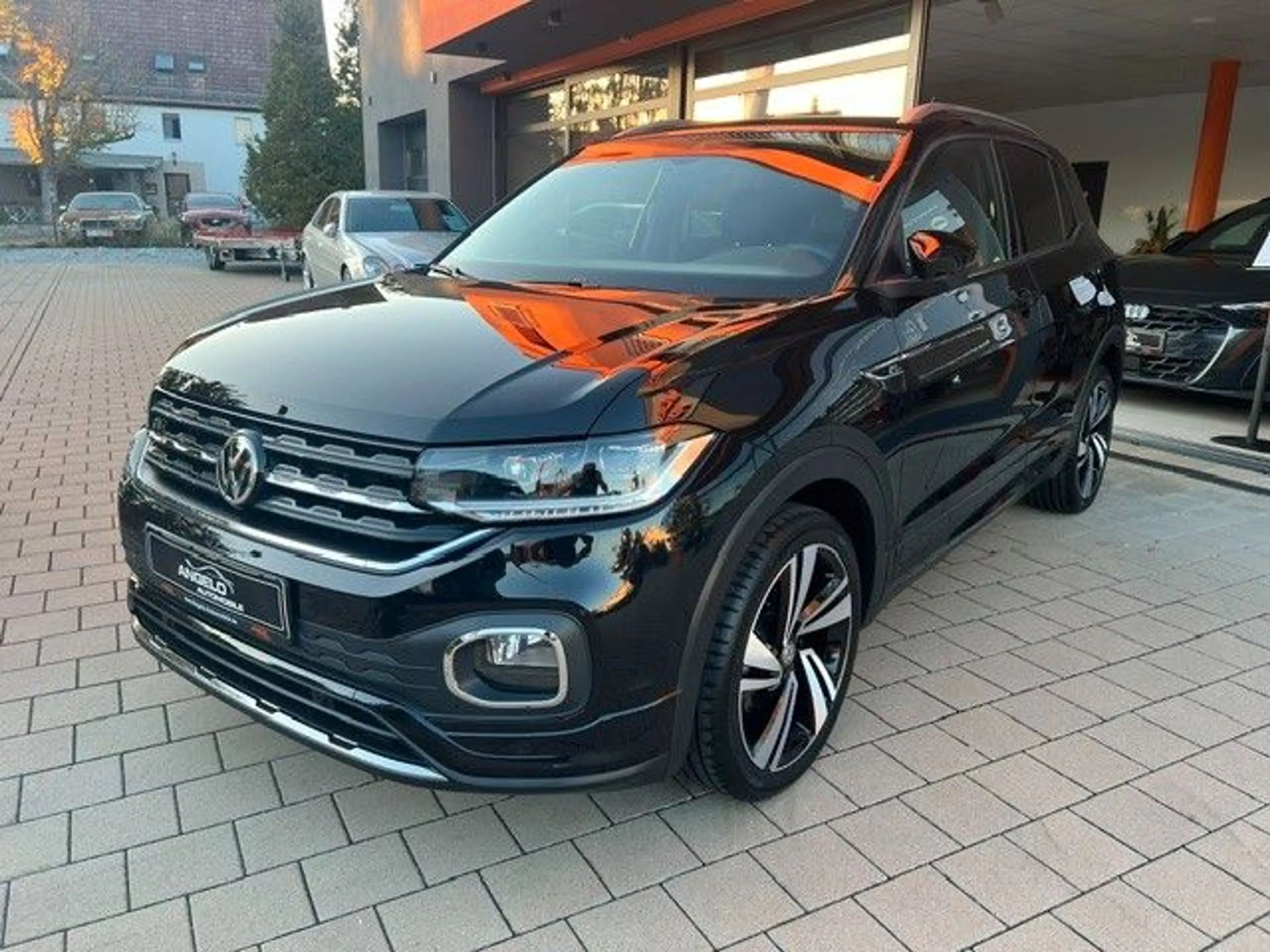 Volkswagen T-Cross 1,0 TSI Style R-Line *Navi*LED*ACC*Kame* — photo 2