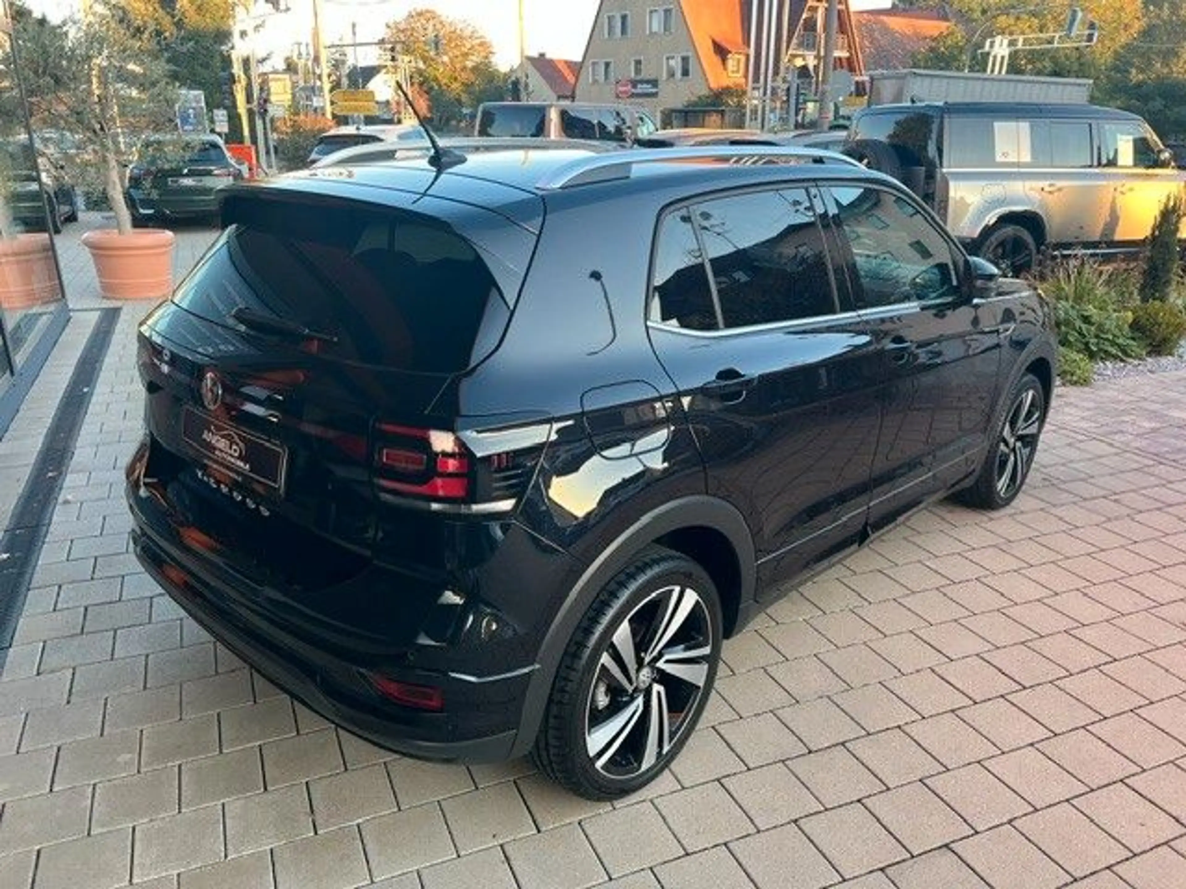Volkswagen T-Cross 1,0 TSI Style R-Line *Navi*LED*ACC*Kame* — photo 9