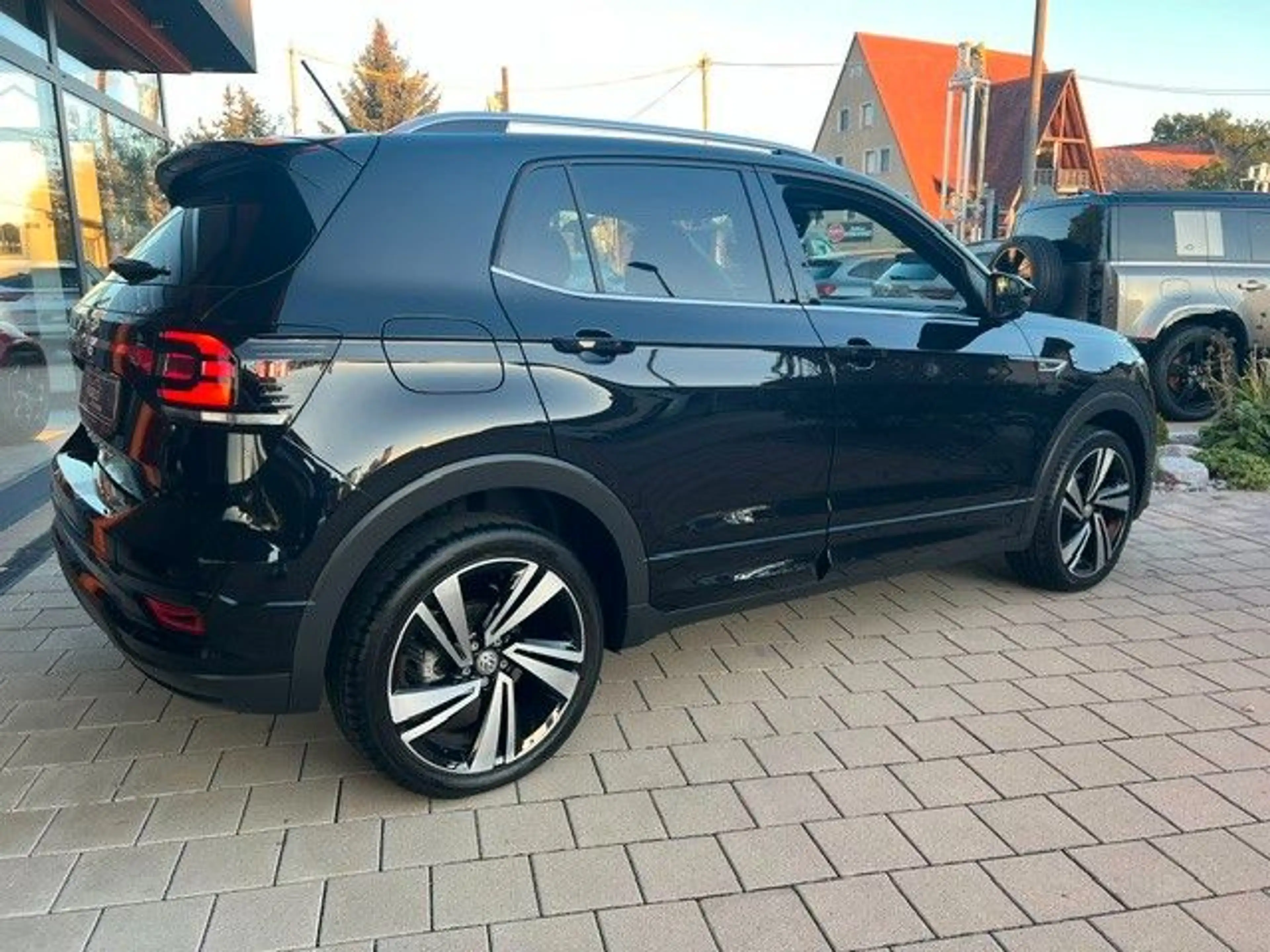 Volkswagen T-Cross 1,0 TSI Style R-Line *Navi*LED*ACC*Kame* — photo 10