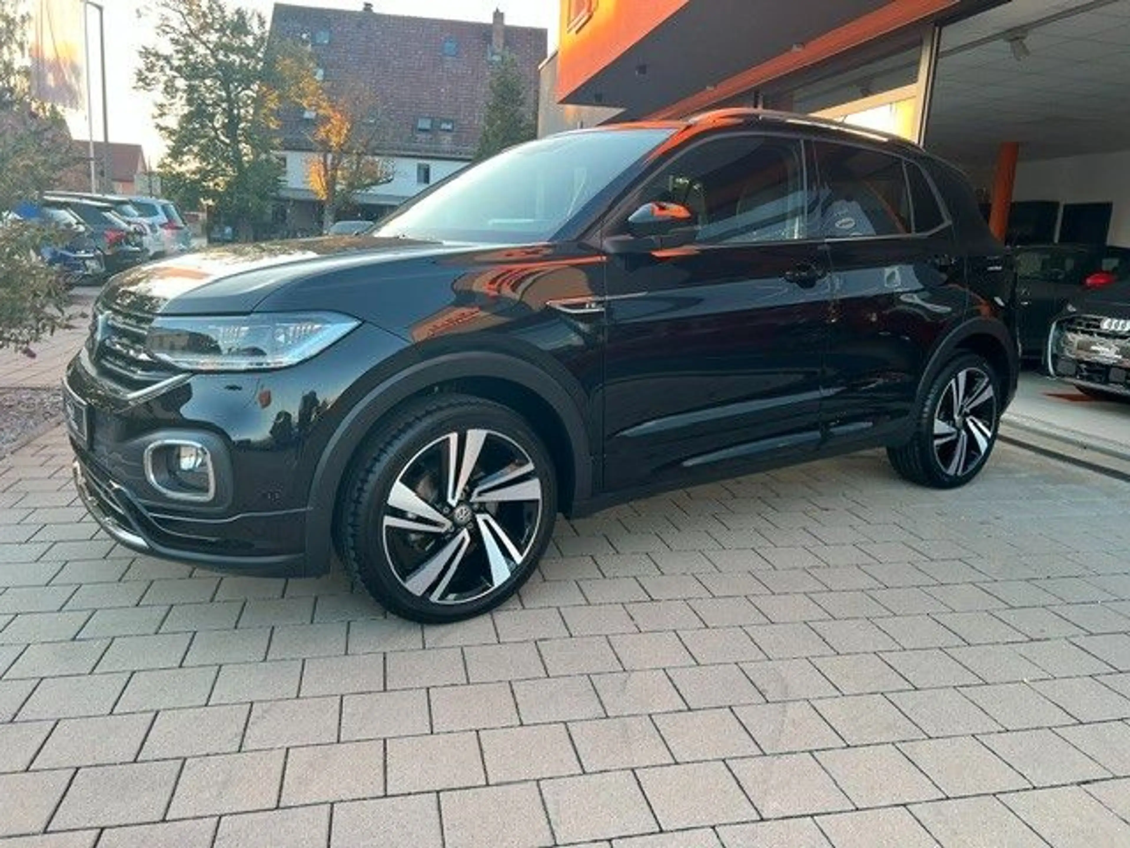 Volkswagen T-Cross 1,0 TSI Style R-Line *Navi*LED*ACC*Kame* — photo 3