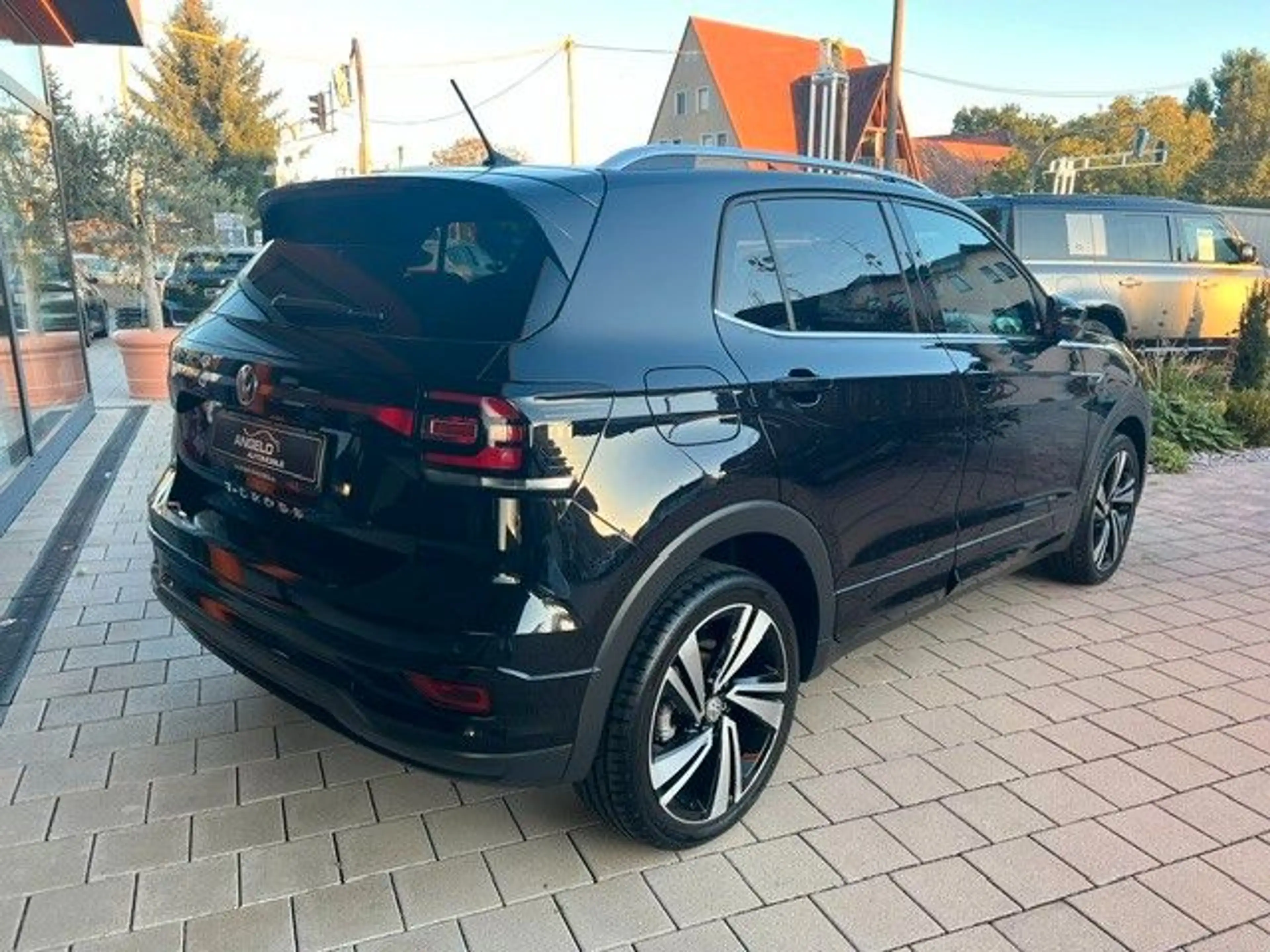 Volkswagen T-Cross 1,0 TSI Style R-Line *Navi*LED*ACC*Kame* — photo 8