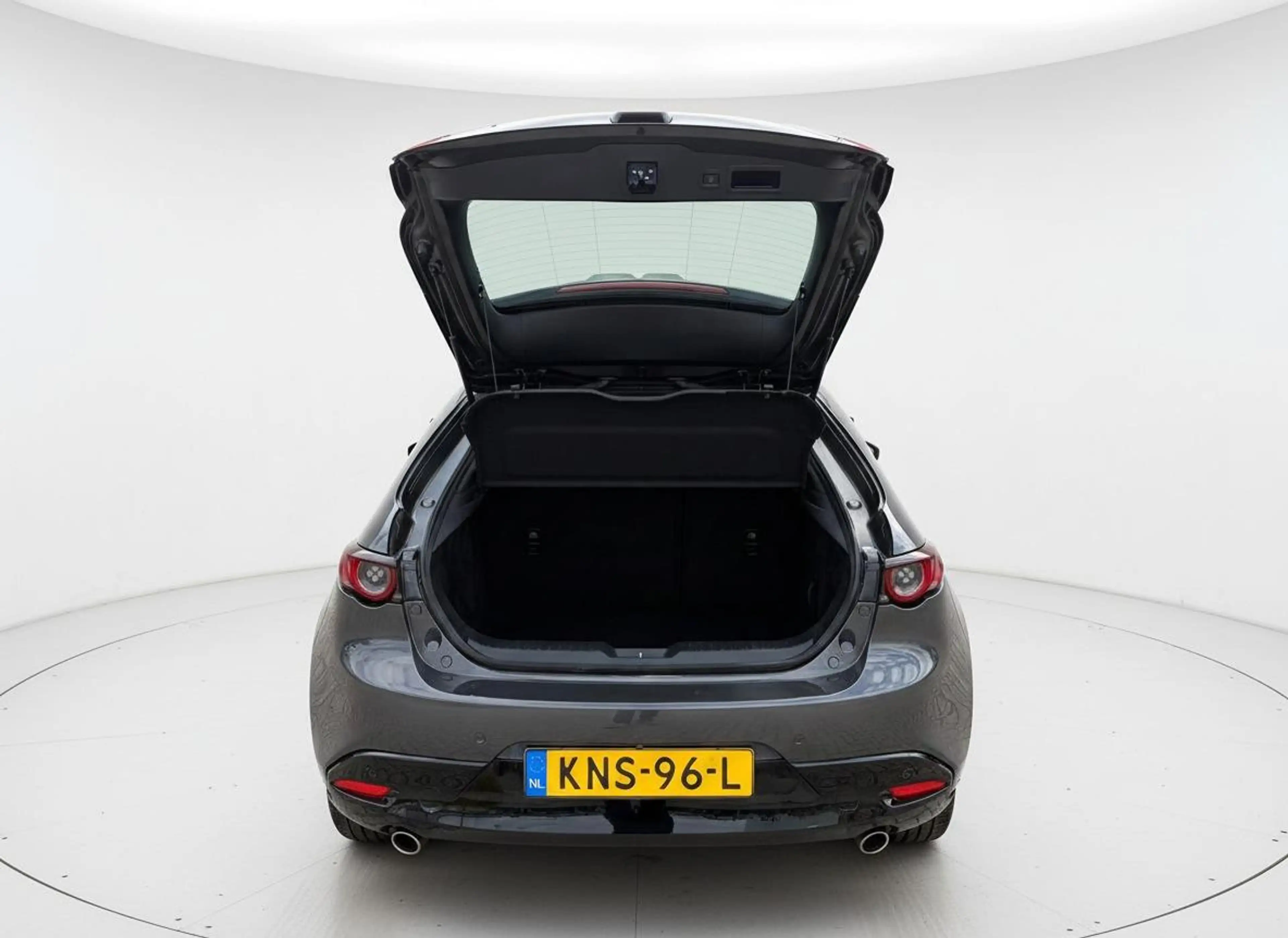 Mazda 3 2.0 e-SkyActiv-G M Hybrid 122 Camera — photo 25
