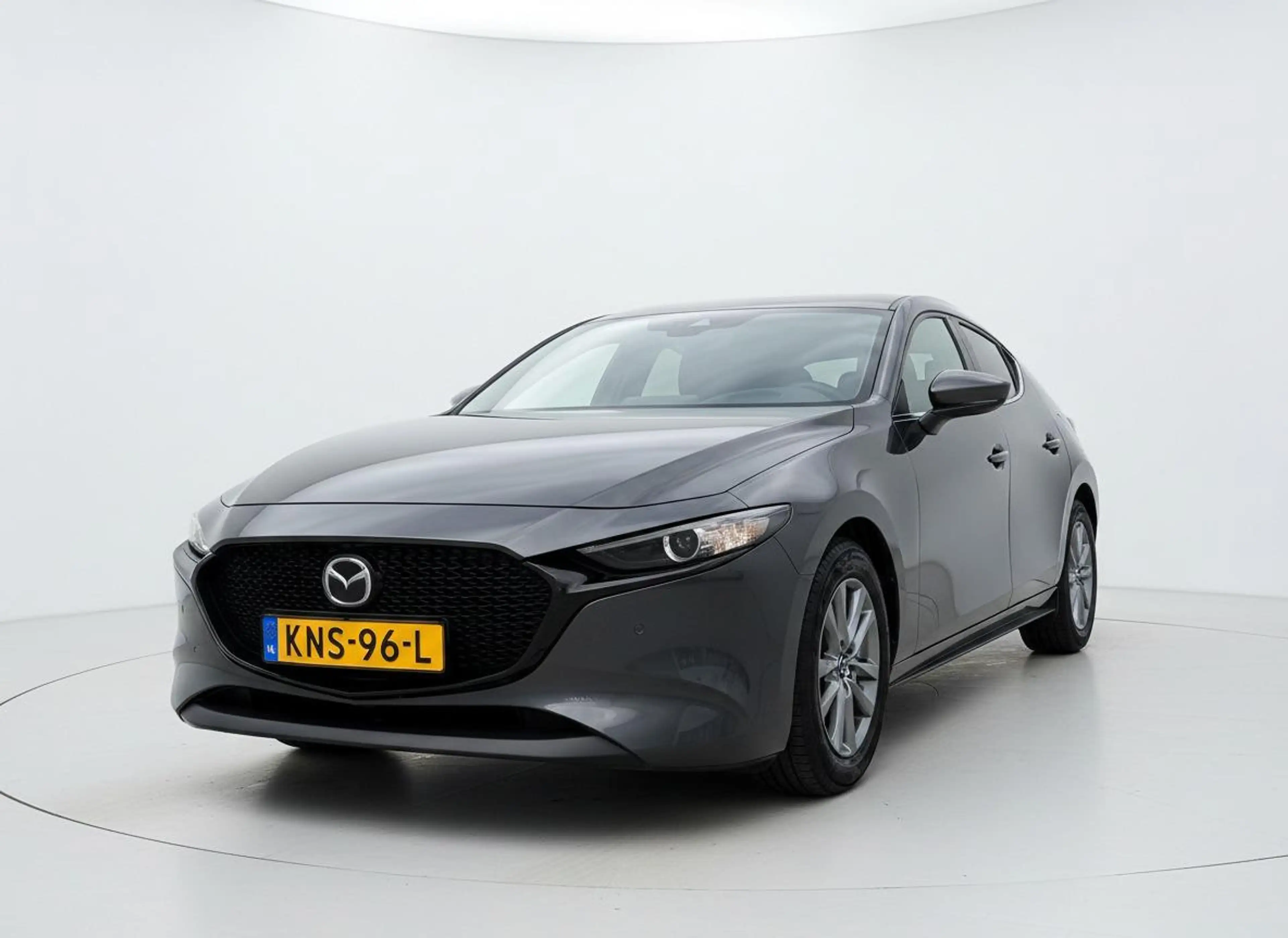 Mazda 3 2.0 e-SkyActiv-G M Hybrid 122 Camera — photo 30
