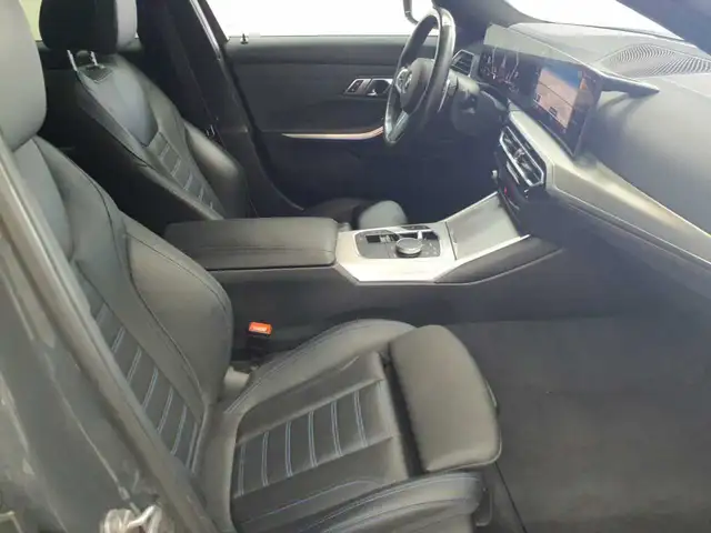 BMW M view 8