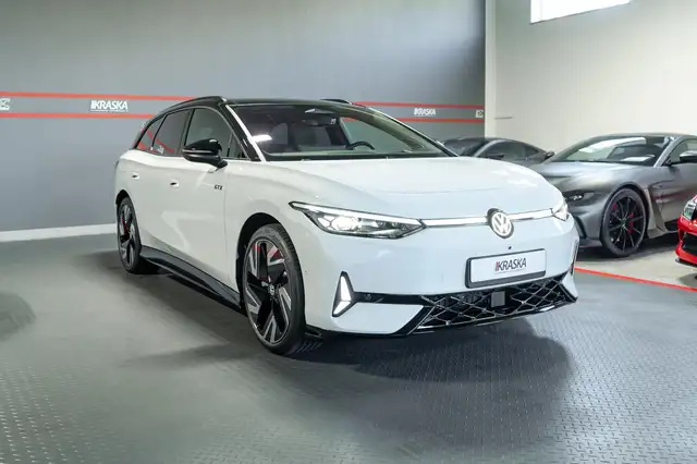 Volkswagen ID.7 view 6
