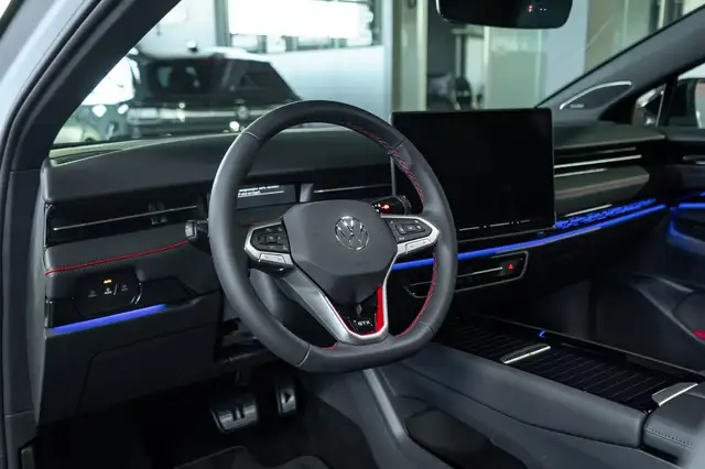 Volkswagen ID.7 view 12