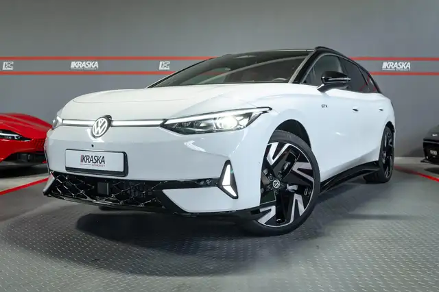 Volkswagen ID.7 view 2
