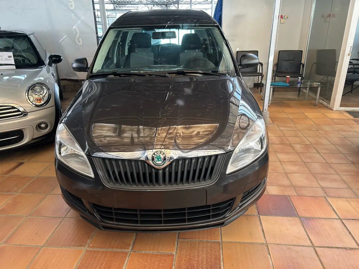 Skoda Roomster 1.2i AIRCO Brun - 2