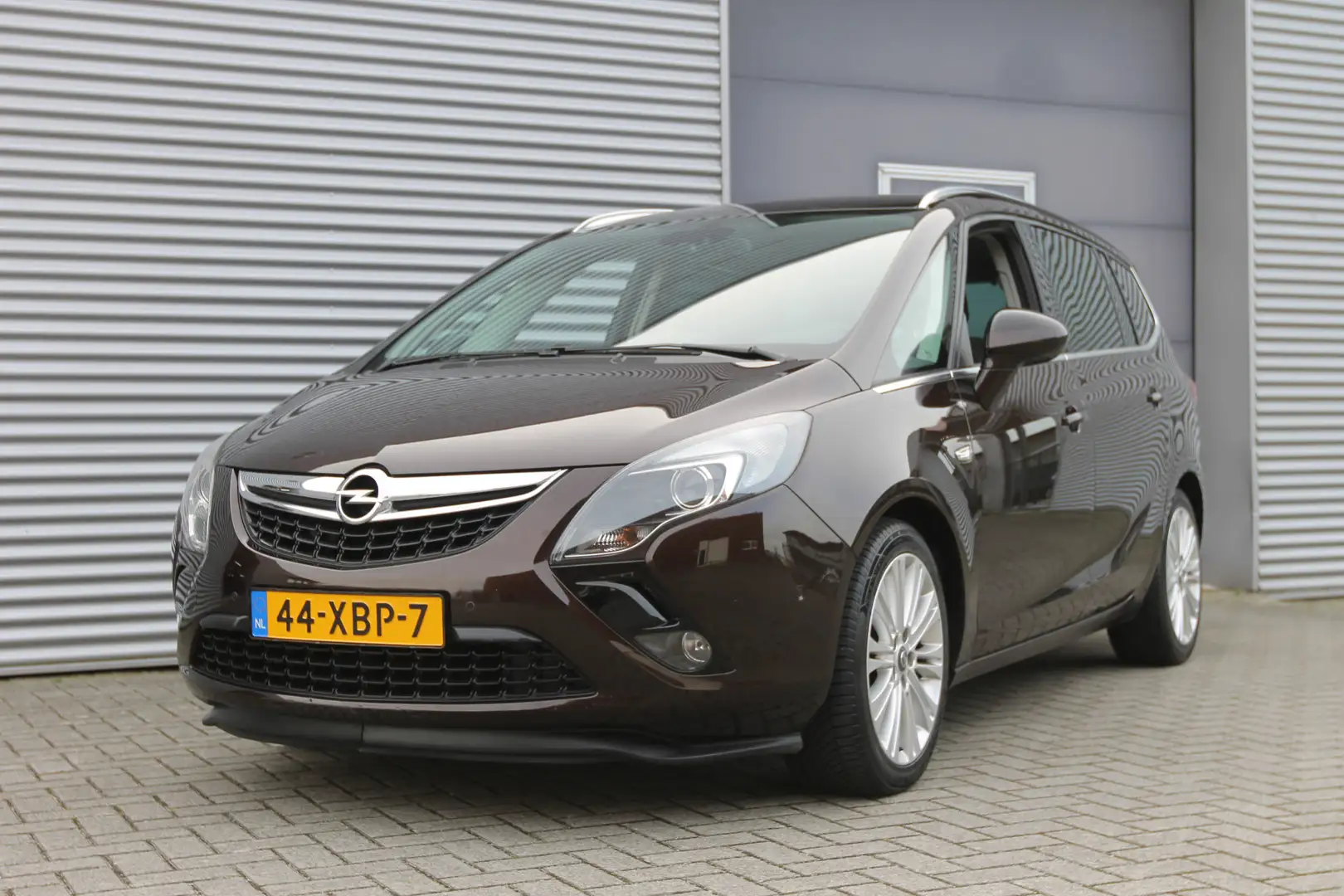 Opel Zafira Tourer 1.4 Business Edition I CLIMA I 18" I NAVI I PDC I Bruin - 2