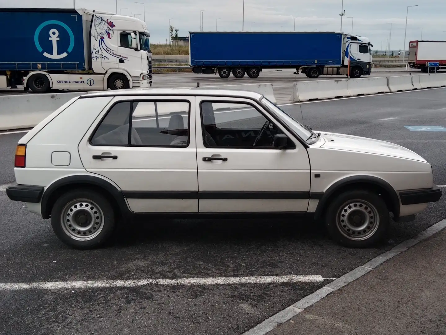 Volkswagen Golf Golf Rabbit CL White - 1