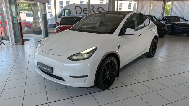 Tesla Model Y Long Range *AHK*MwSt.*LED*