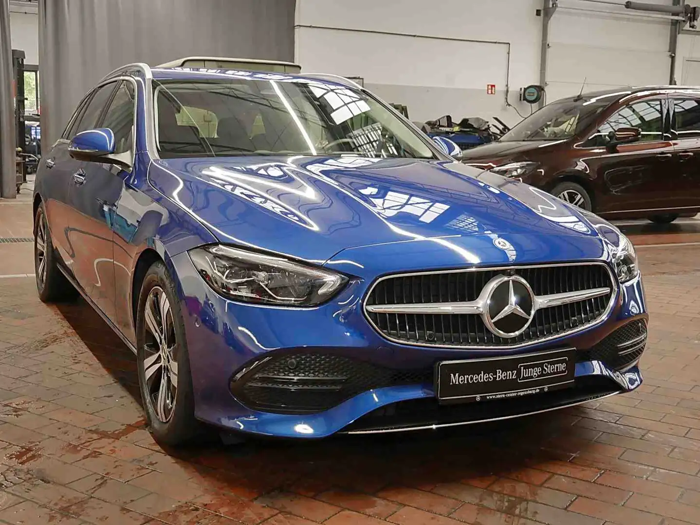 Mercedes-Benz C 180 T-Modell AVANTGARDE+AHK+LED+360° Kamera+++ Blau - 2