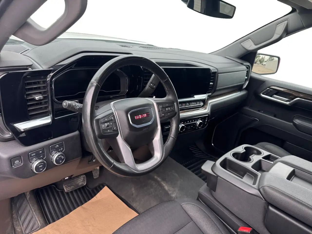 GMC Sierra 1500 снимка GMC Sierra 1500
