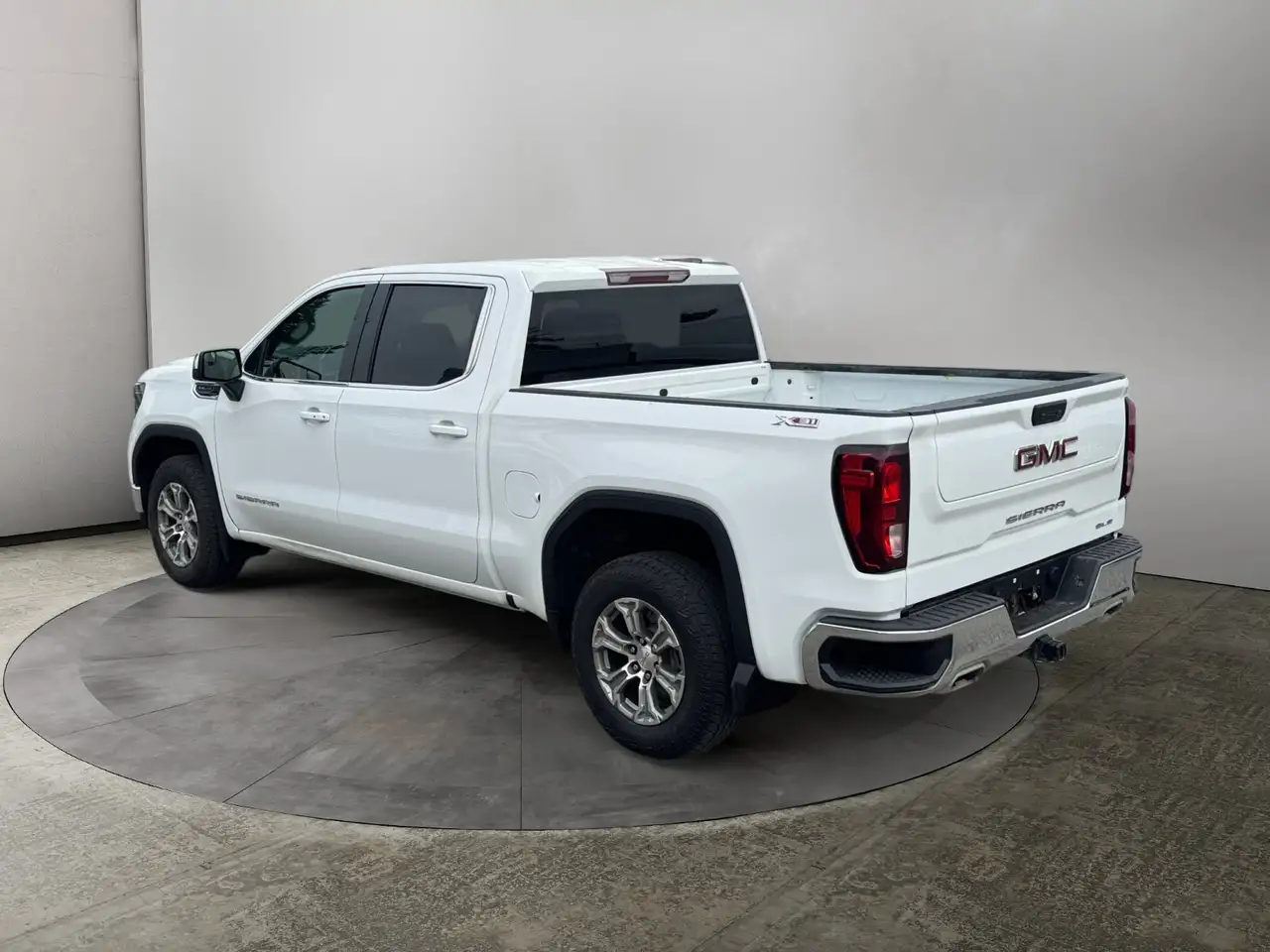 GMC Sierra 1500 снимка GMC Sierra 1500