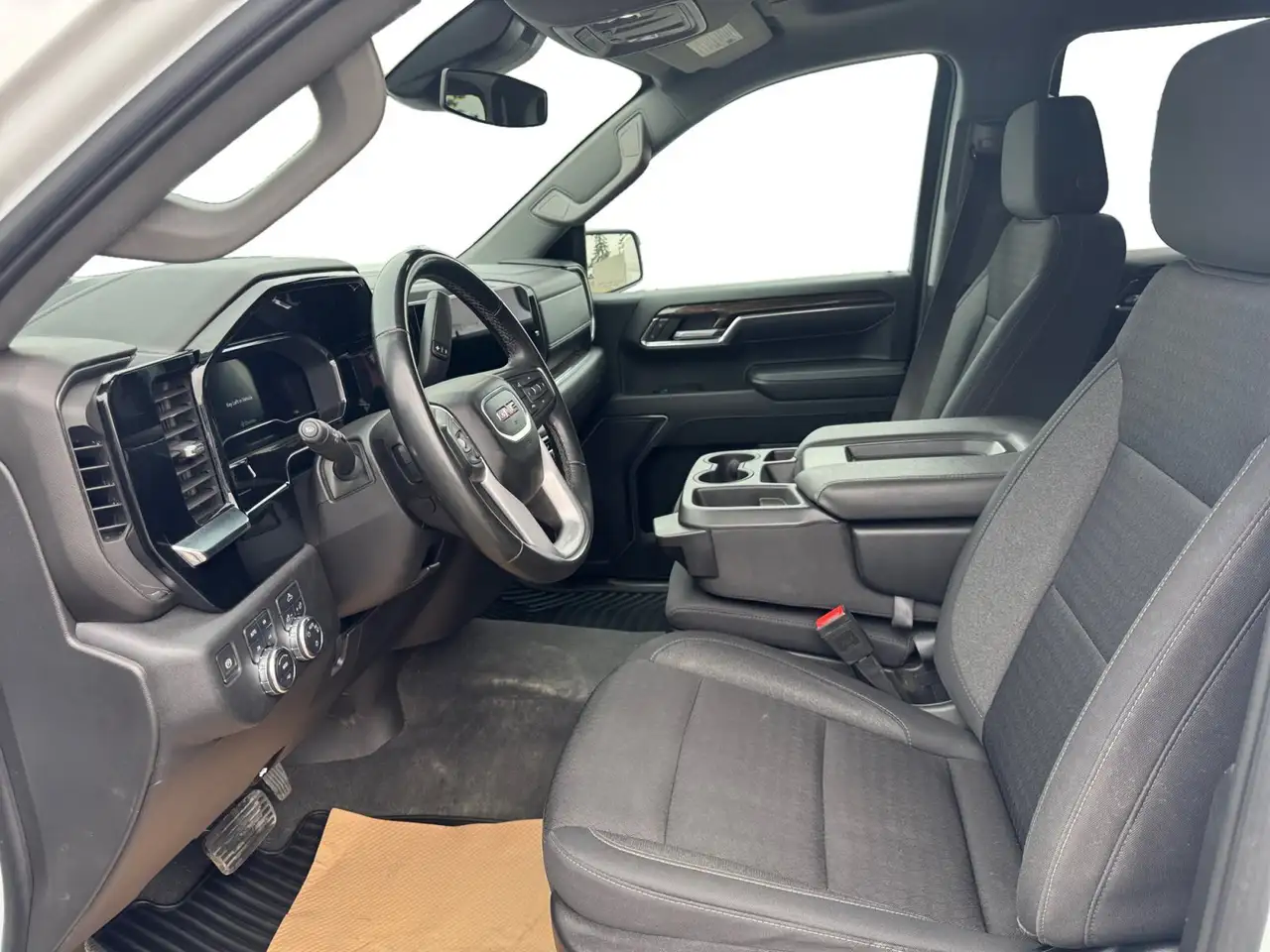 GMC Sierra 1500 снимка GMC Sierra 1500