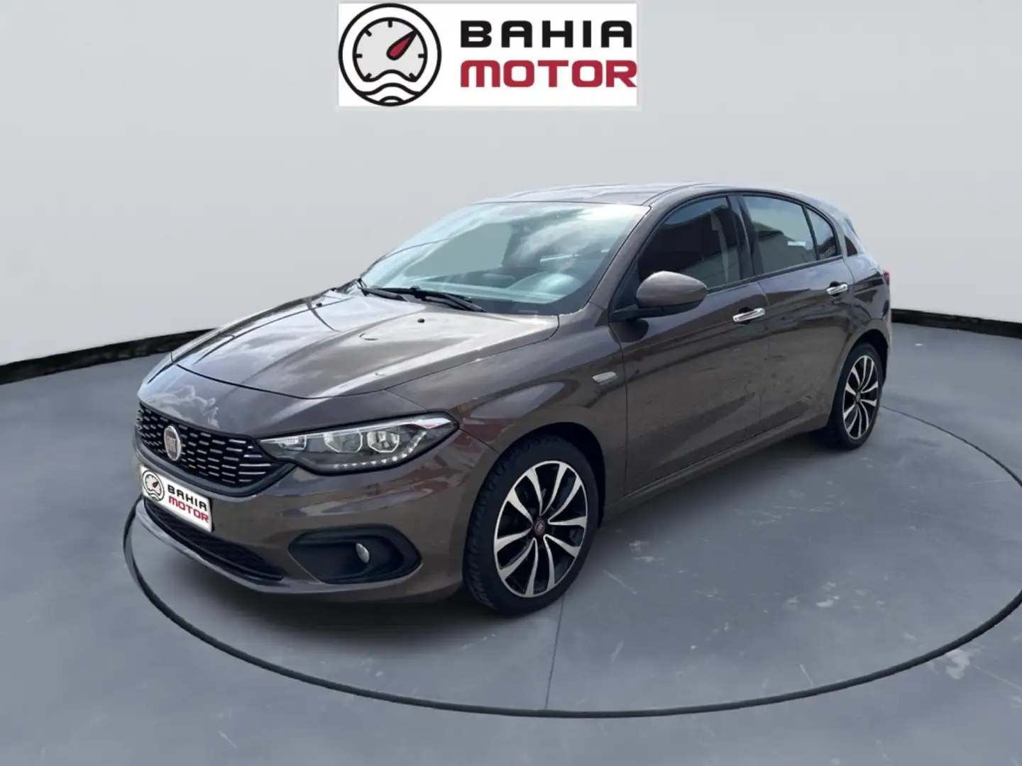 Fiat Tipo 1.4 Lounge Plus Бежевий - 2