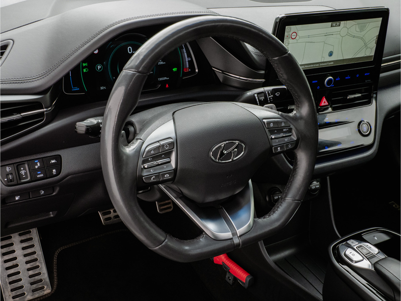 Hyundai IONIQ Premium EV 38 kWh Warmtepomp/ Trekhaak/ Lederen in — photo 12