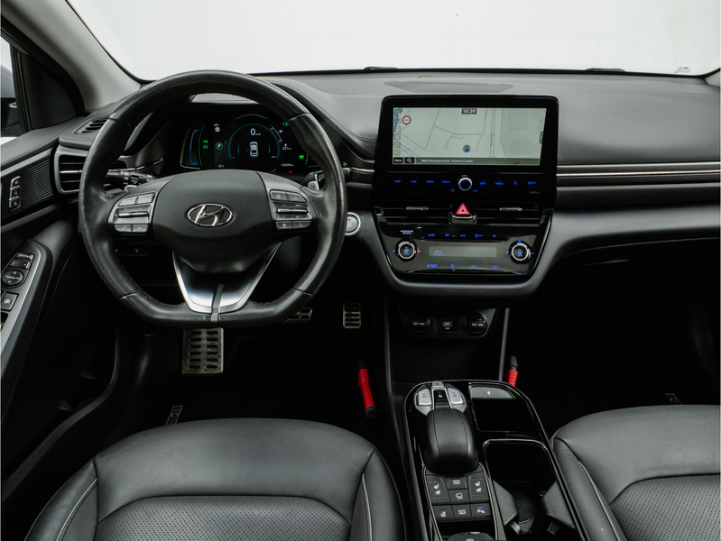 Hyundai IONIQ Premium EV 38 kWh Warmtepomp/ Trekhaak/ Lederen in — photo 16