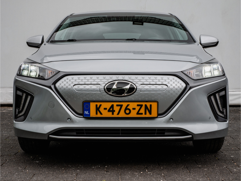 Hyundai IONIQ Premium EV 38 kWh Warmtepomp/ Trekhaak/ Lederen in — photo 8