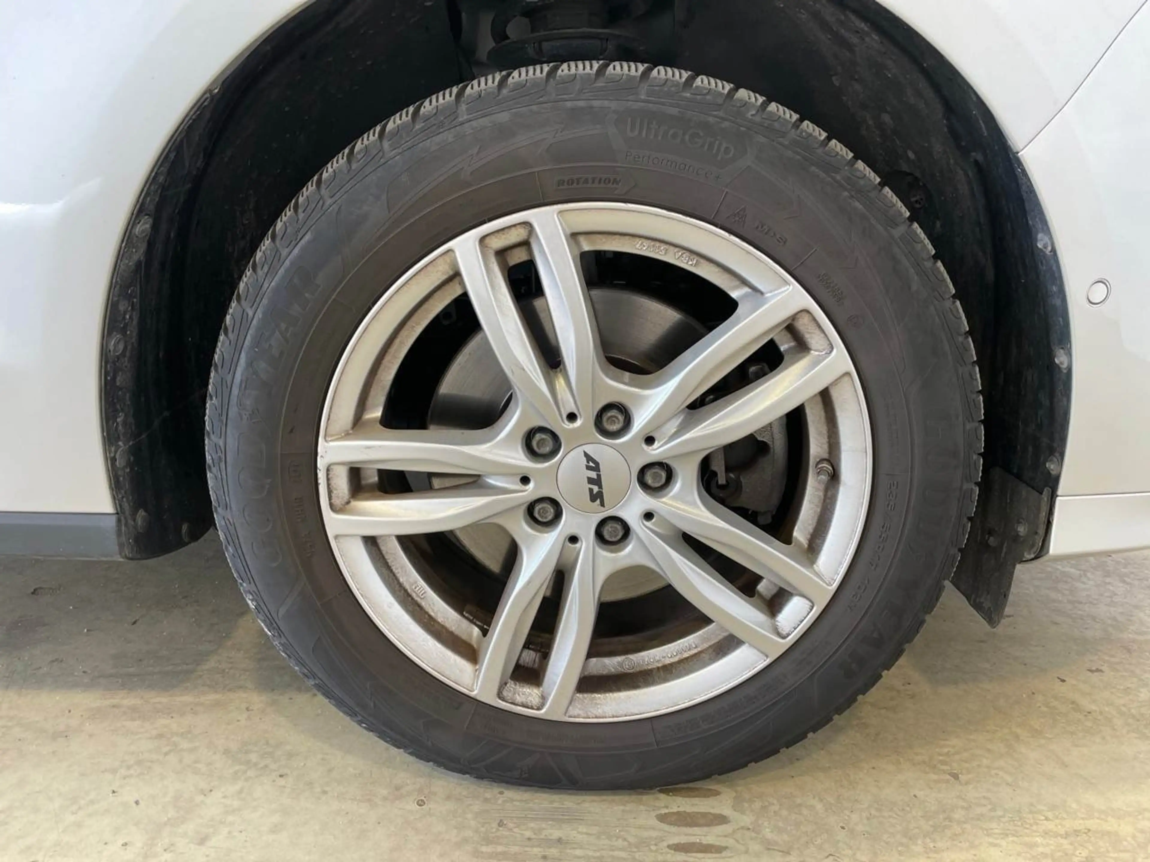 Ford S-Max 2.5 Duratec (FHEV) Trend AHK SpoSi Key AUT — photo 11
