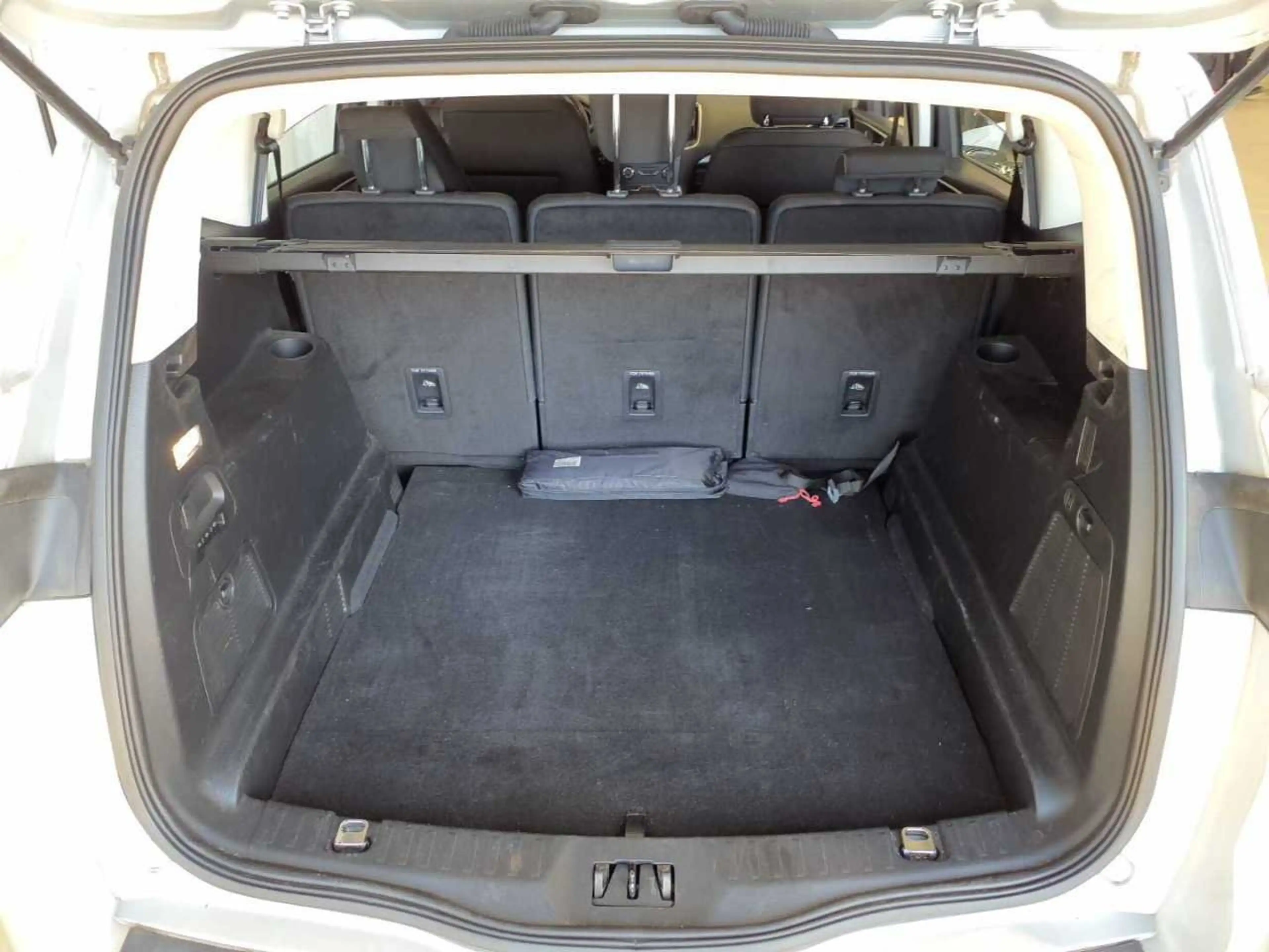 Ford S-Max 2.5 Duratec (FHEV) Trend AHK SpoSi Key AUT — photo 12