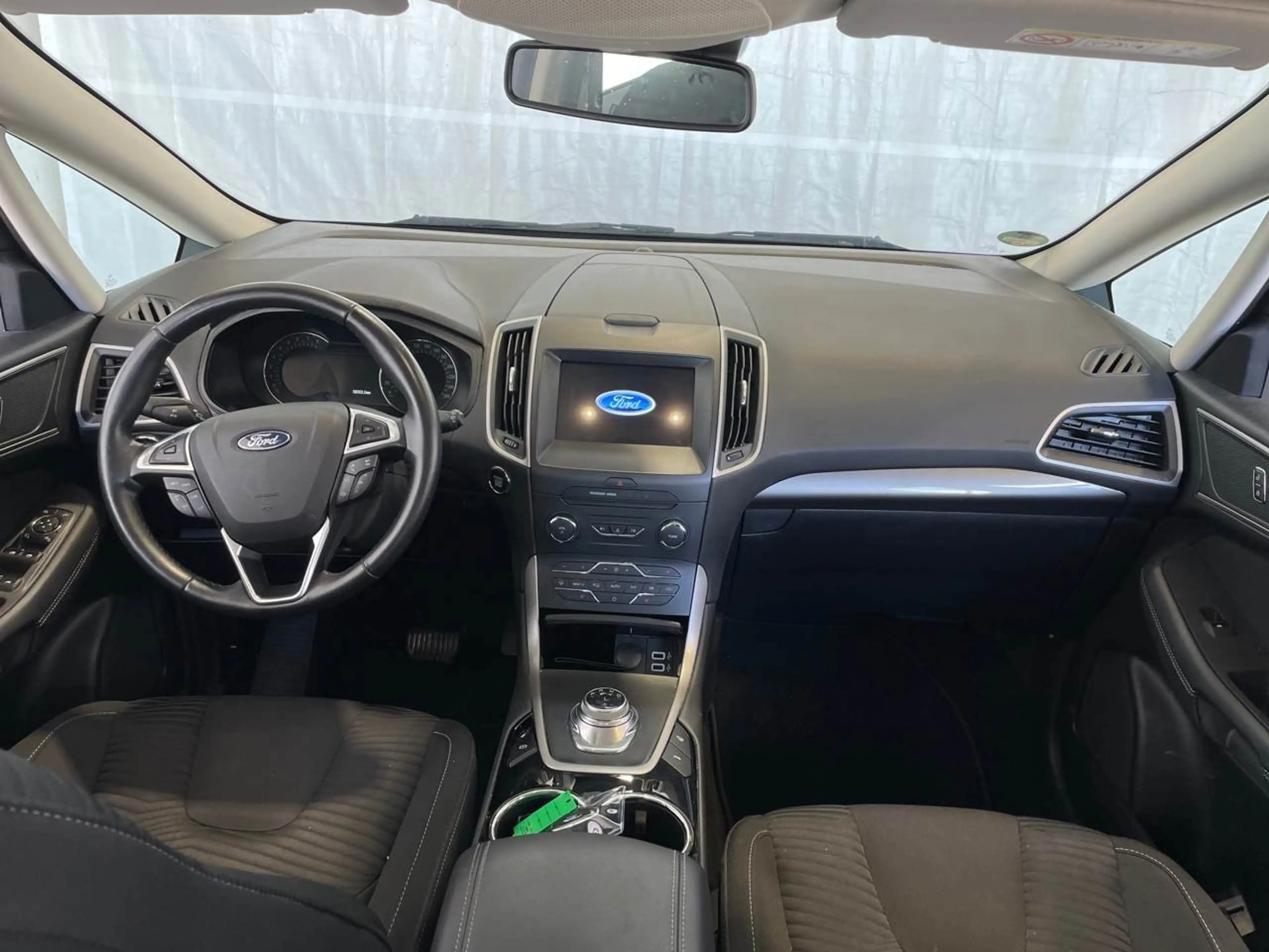 Ford S-Max 2.5 Duratec (FHEV) Trend AHK SpoSi Key AUT — photo 5