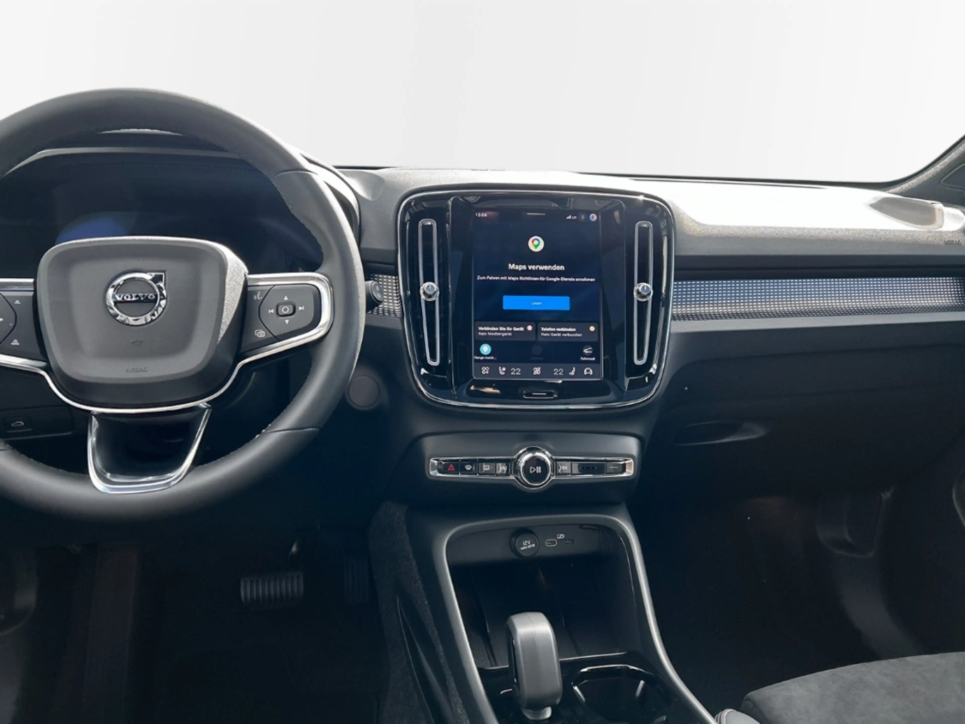 Volvo EX40 300 kW Twin Motor AWD Ultra Black Edition — photo 12