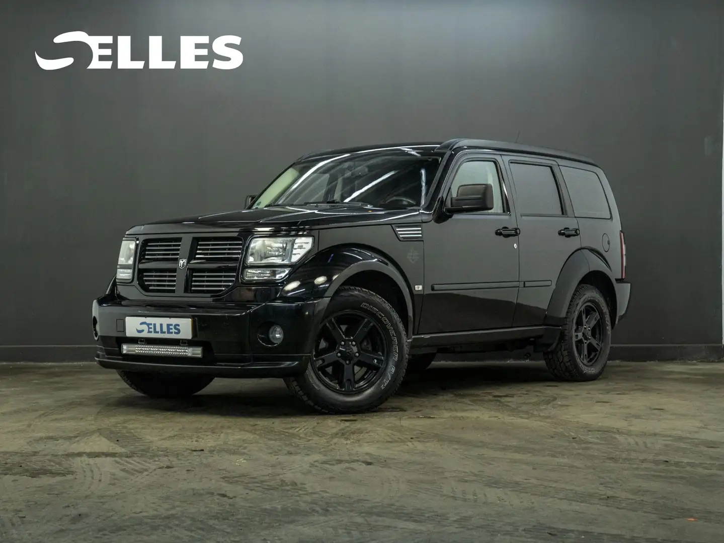 Dodge Nitro 2.8 CRD SE | Airco | Stoelverwarming | Verstraler Schwarz - 1