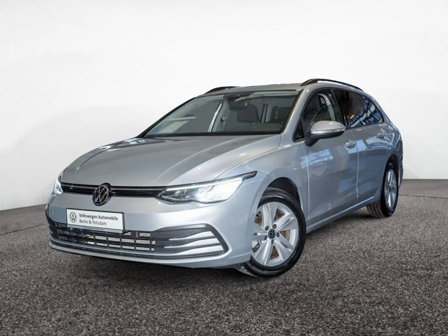 Volkswagen Golf Variant Golf VIII Variant 1.0 TSI DSG Life Nav LED SHZ A Silber - 2