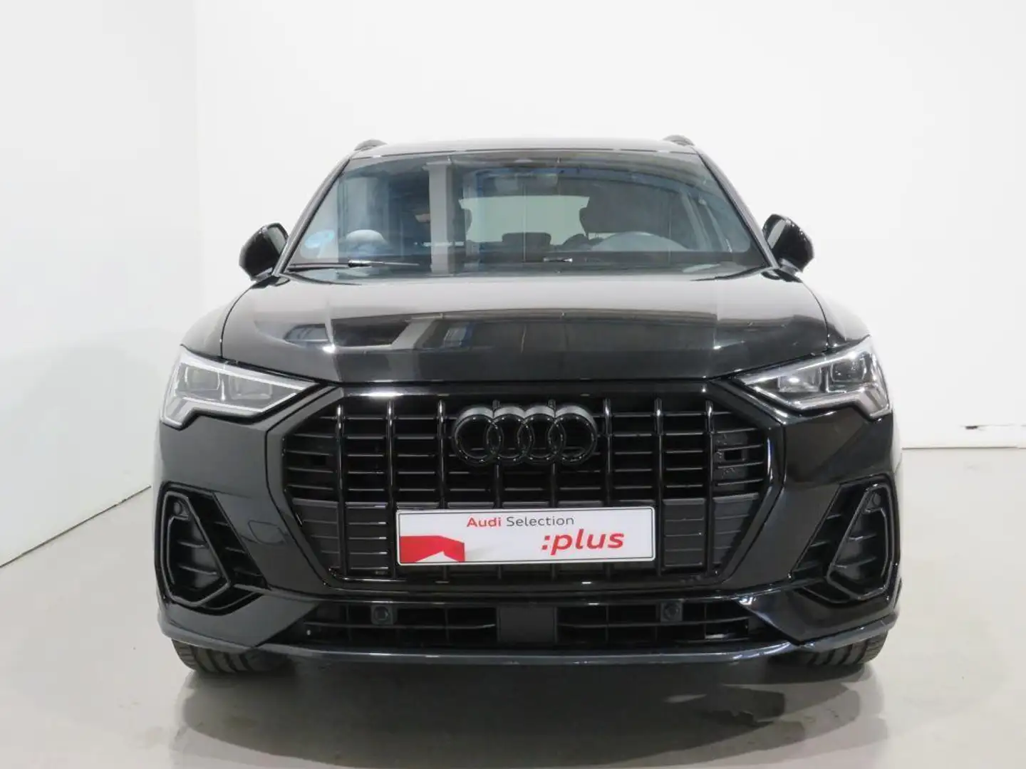 Audi Q3 35 TDI Black line S tronic 110kW Noir - 2