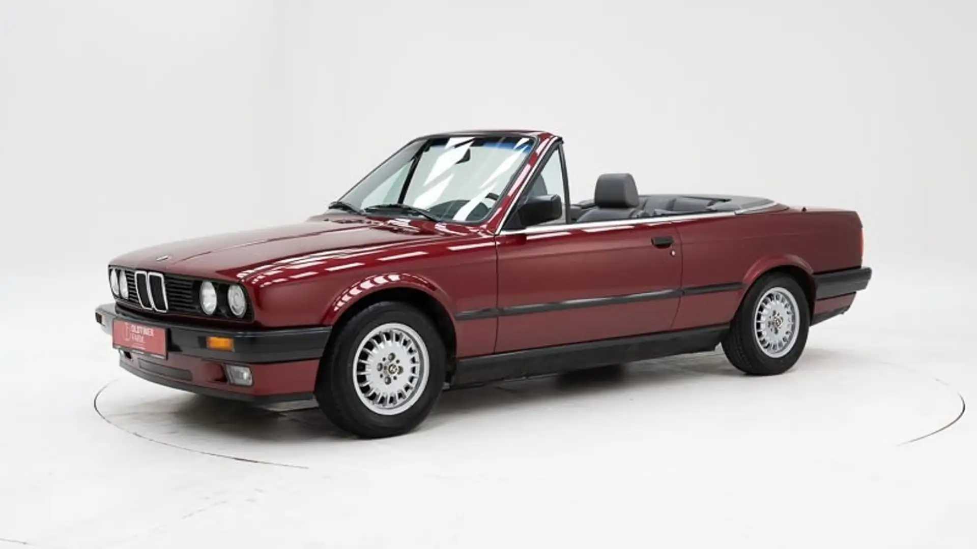 BMW 318 i Cabriolet '92 CH2874 Rood - 1