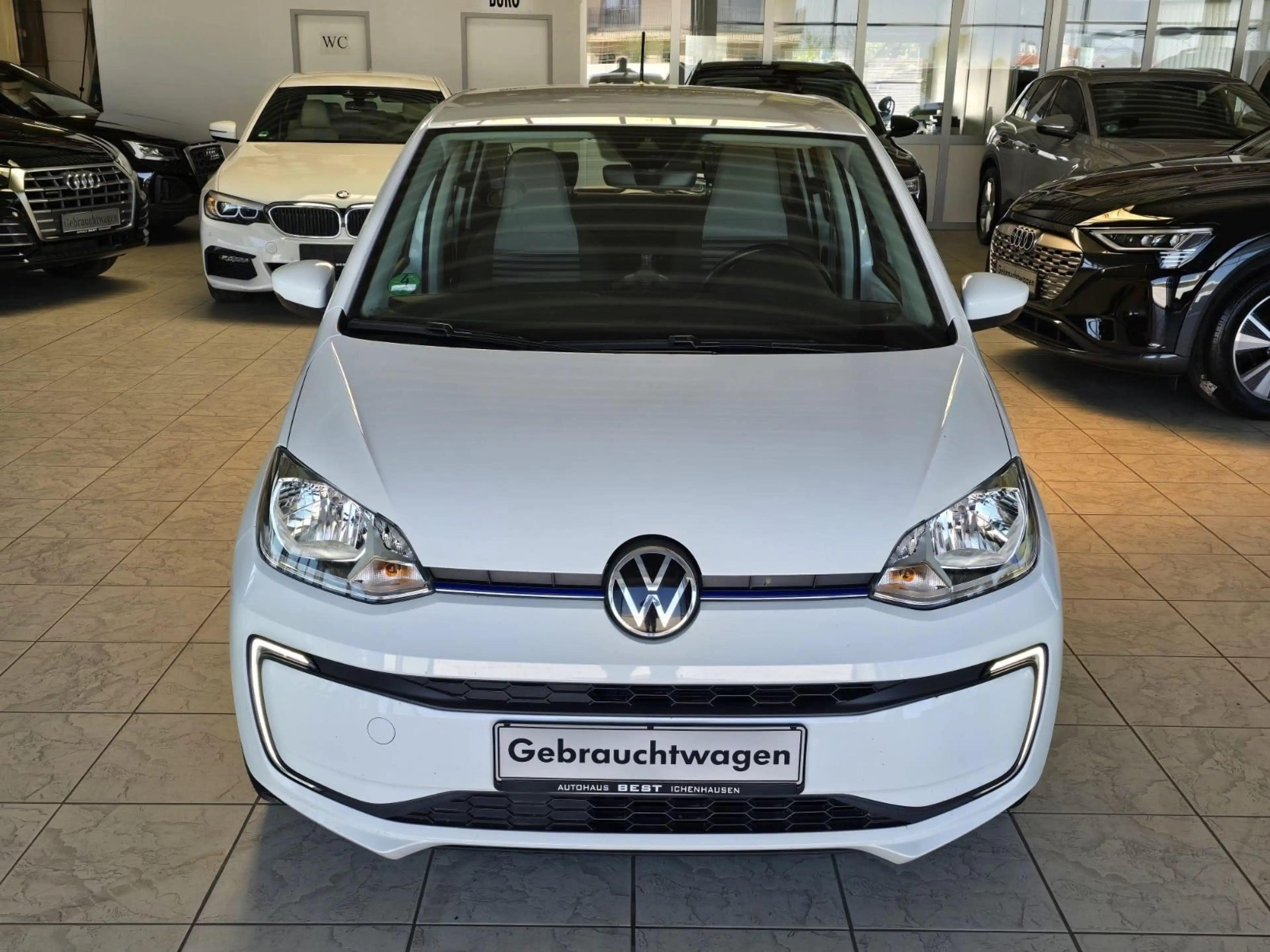 Volkswagen e-up! 1.HAND MFL ALU 8-Fach — photo 3