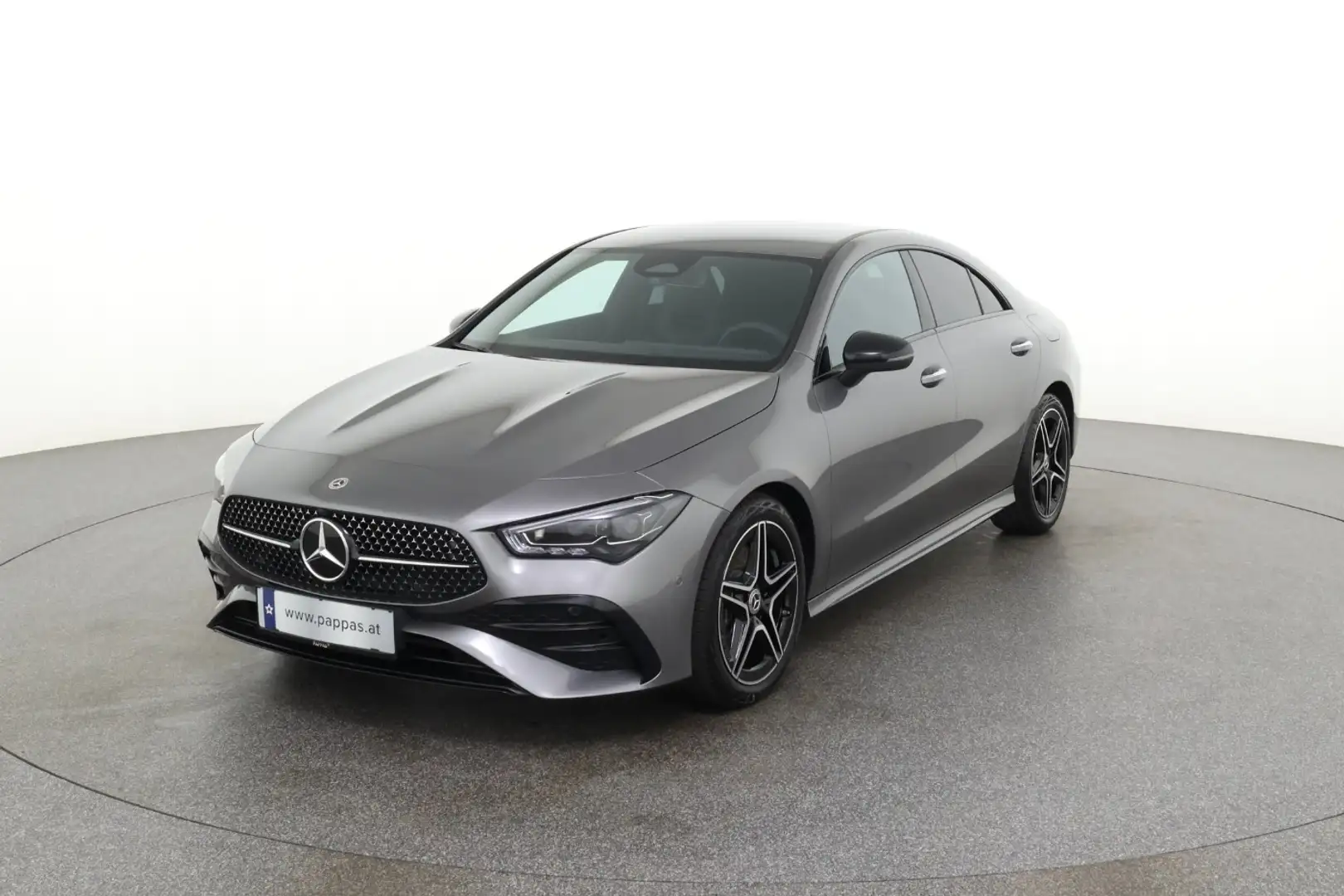 Mercedes-Benz CLA 200 d Coupé AMG Line EASY-PACK Navi PTS SHZ Grau - 2