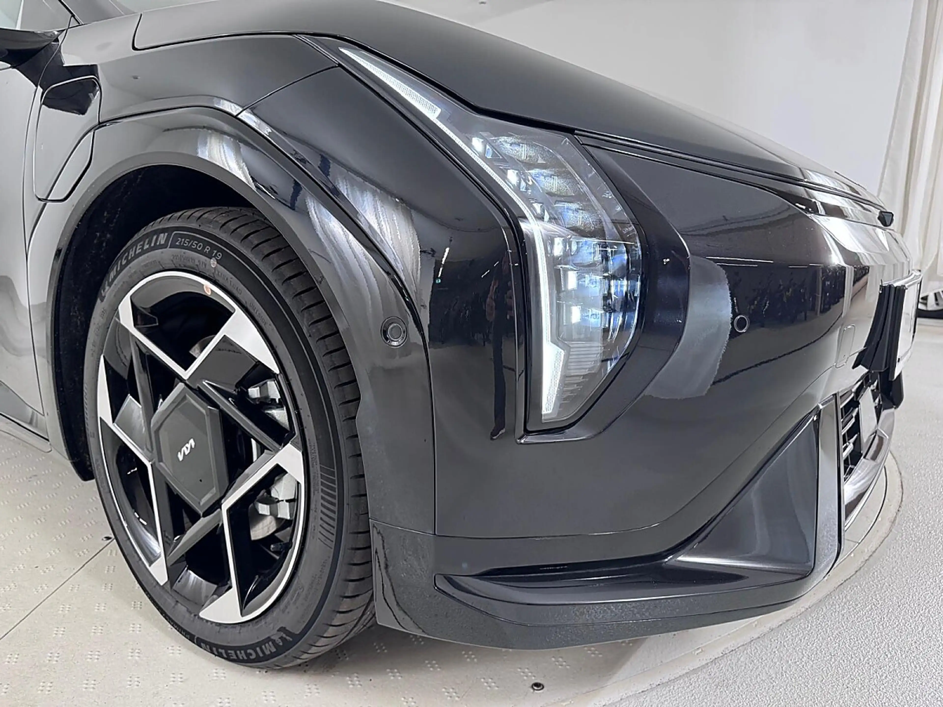 Kia EV4 HB/GT-LINE/81,4KWH/AT/FWD/204/MY26 AUTO STAHL W... — photo 8