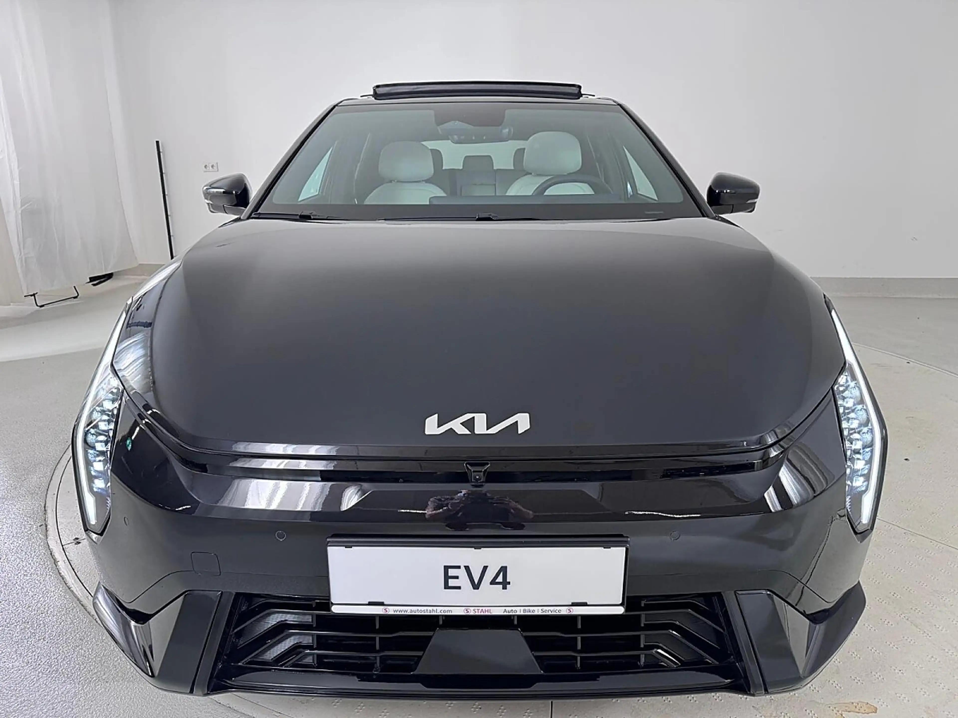 Kia EV4 HB/GT-LINE/81,4KWH/AT/FWD/204/MY26 AUTO STAHL W... — photo 3