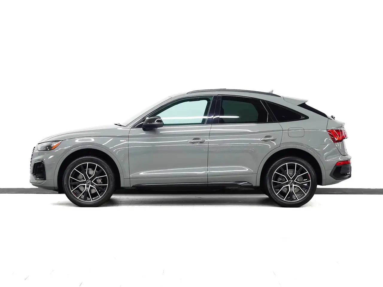 Audi Q5 снимка Audi Q5