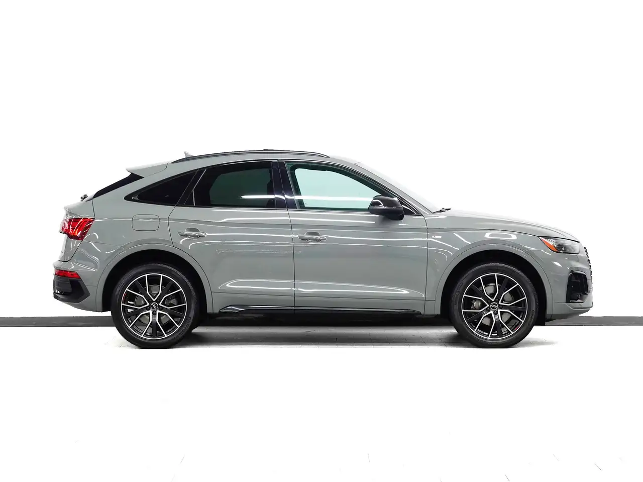 Audi Q5 снимка Audi Q5