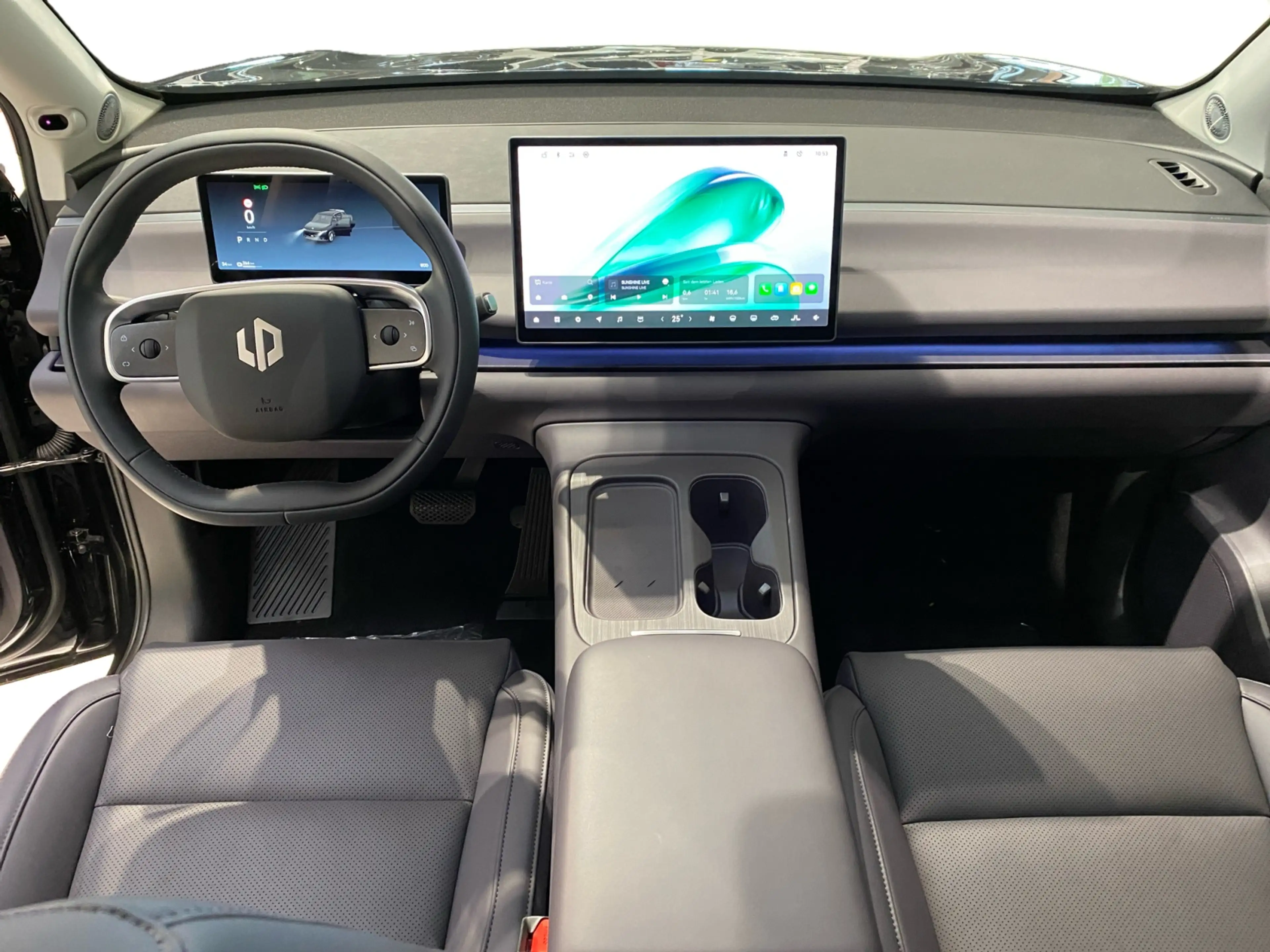 Leapmotor C10 REEV Design NEUWAGEN SOFORT VERFÜGBAR — photo 12