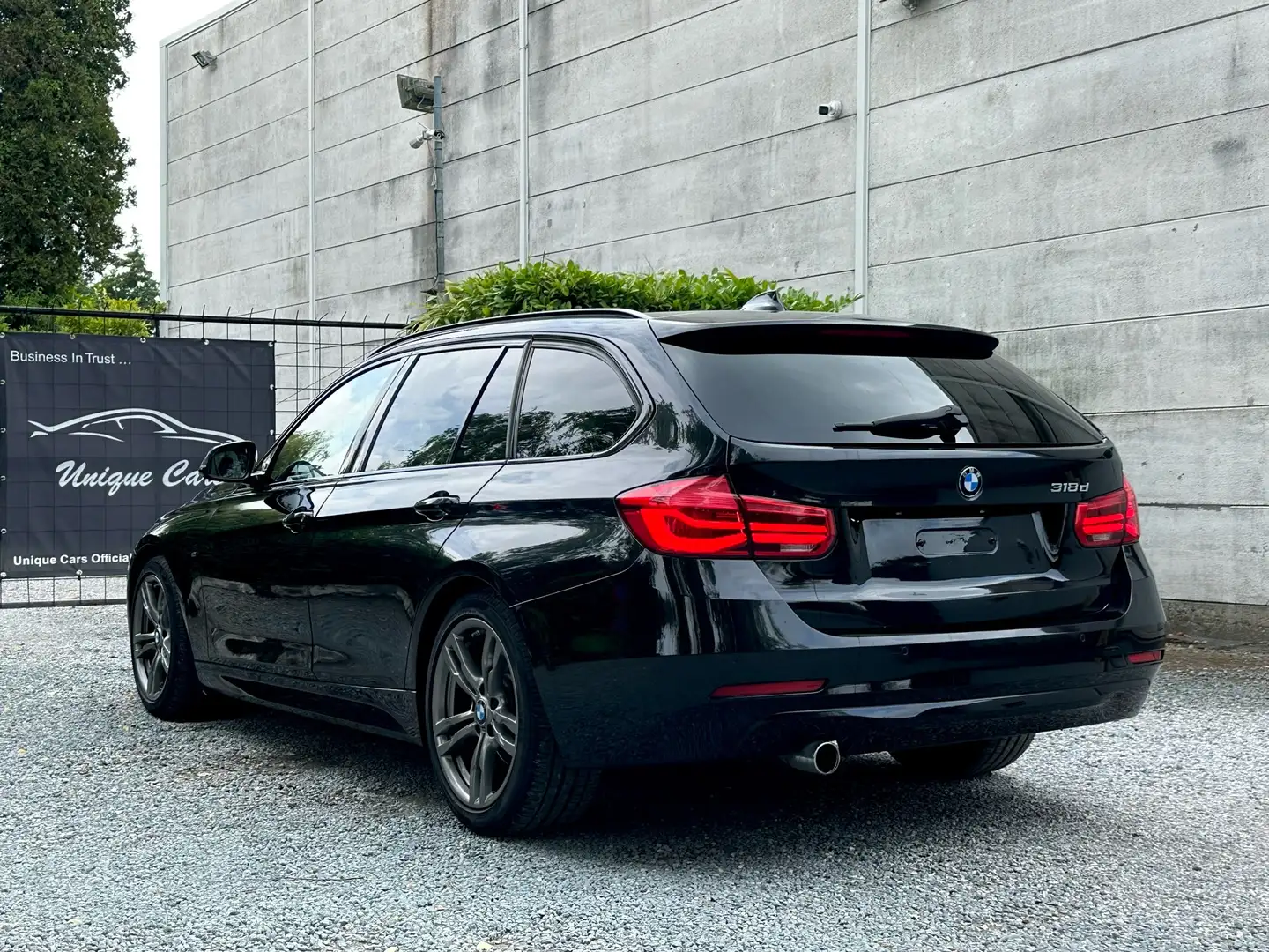 BMW 318 Touring d Automaat Pack M Xenon Laser Xenon Alcant Noir - 2