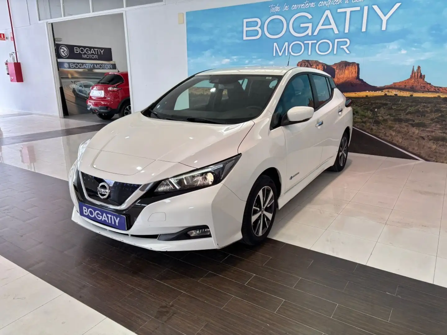Nissan Leaf 40 kWh Acenta Blanc - 1