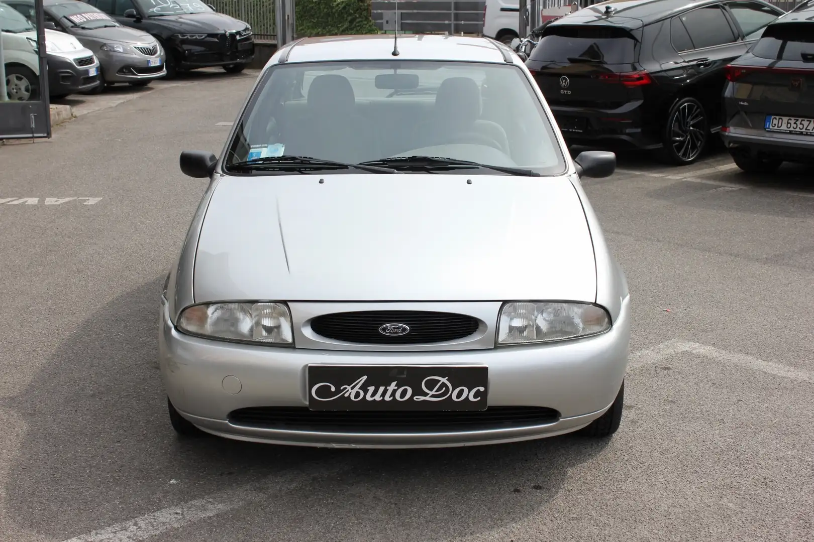 Ford Fiesta 5p 1.3 University 60cv Argento - 2
