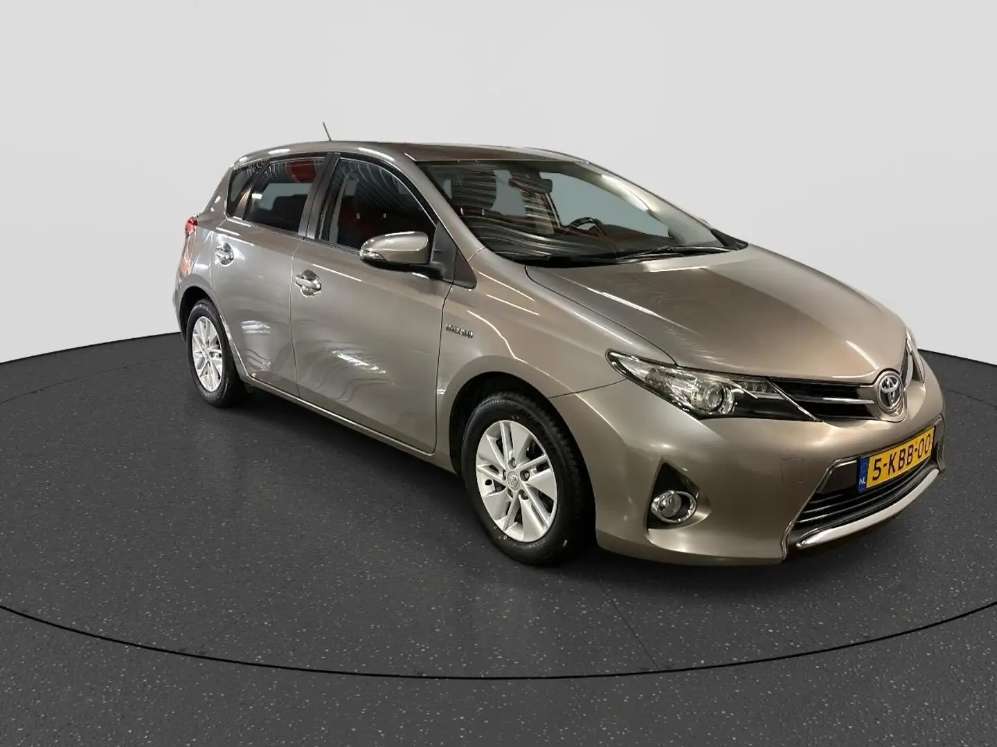 Toyota Auris 1.8 Hybrid Aspiration | Rijklaar | Automaat | Trek Bruin - 2