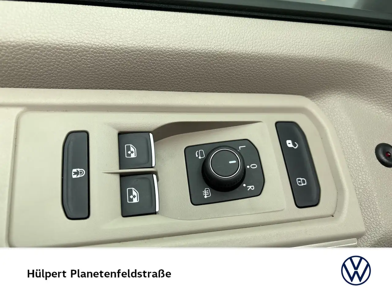 Volkswagen T7 Multivan 2.0 STYLE PANO STANDHZ. KAMERA ALU19 16