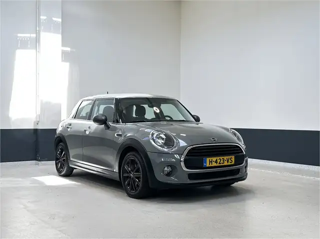 MINI One 5-Deurs 1.5 Business Edition | Navigatie | Bluetoo
