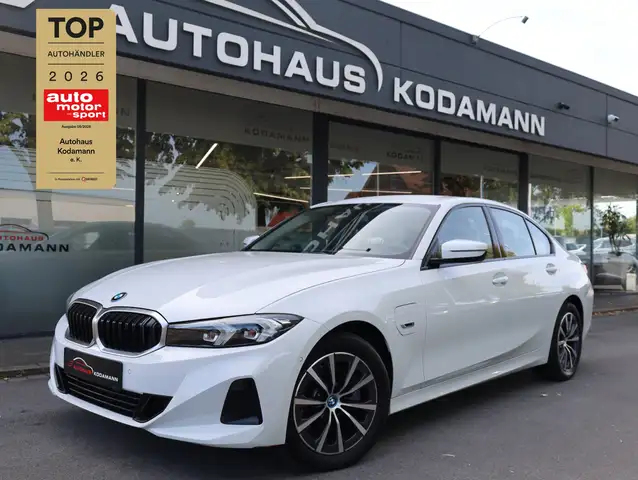 BMW 320 e Limousine*Kamera*Virtual*Leder*Sportsitze*