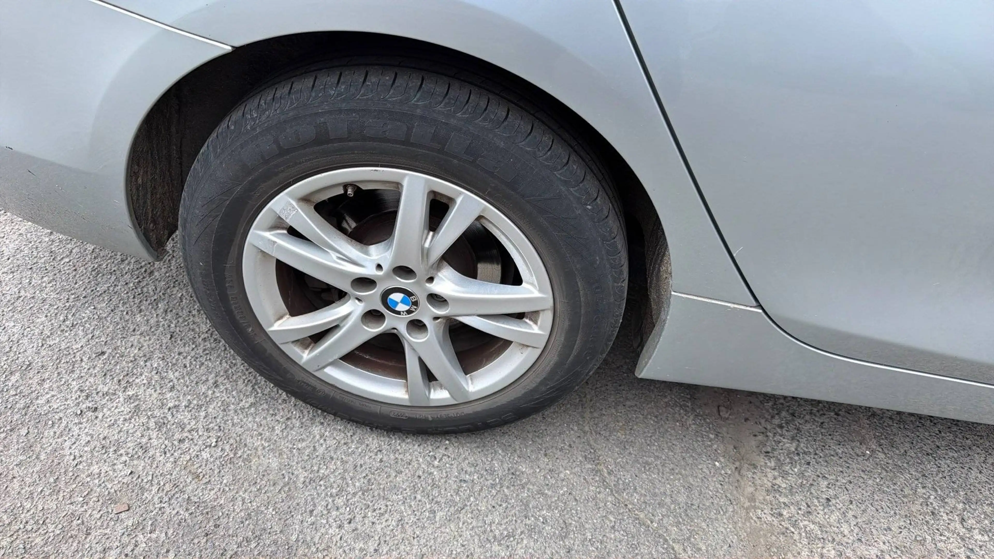 BMW 216 Gran Tourer 216 d / EXPORT / MARCHAND — photo 6