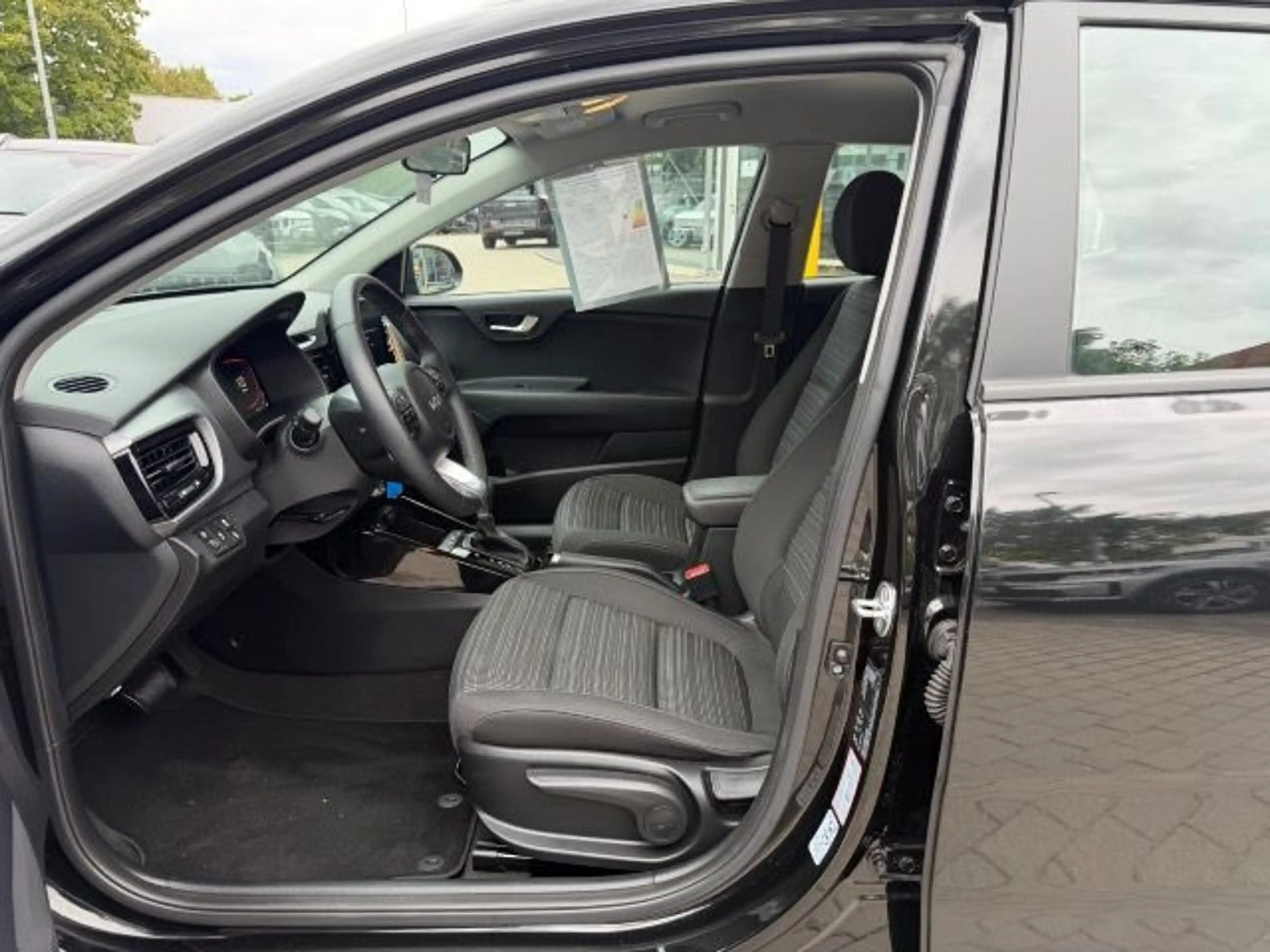 Kia Stonic STONIC 1.0T 100 DCT VISION LED — photo 12