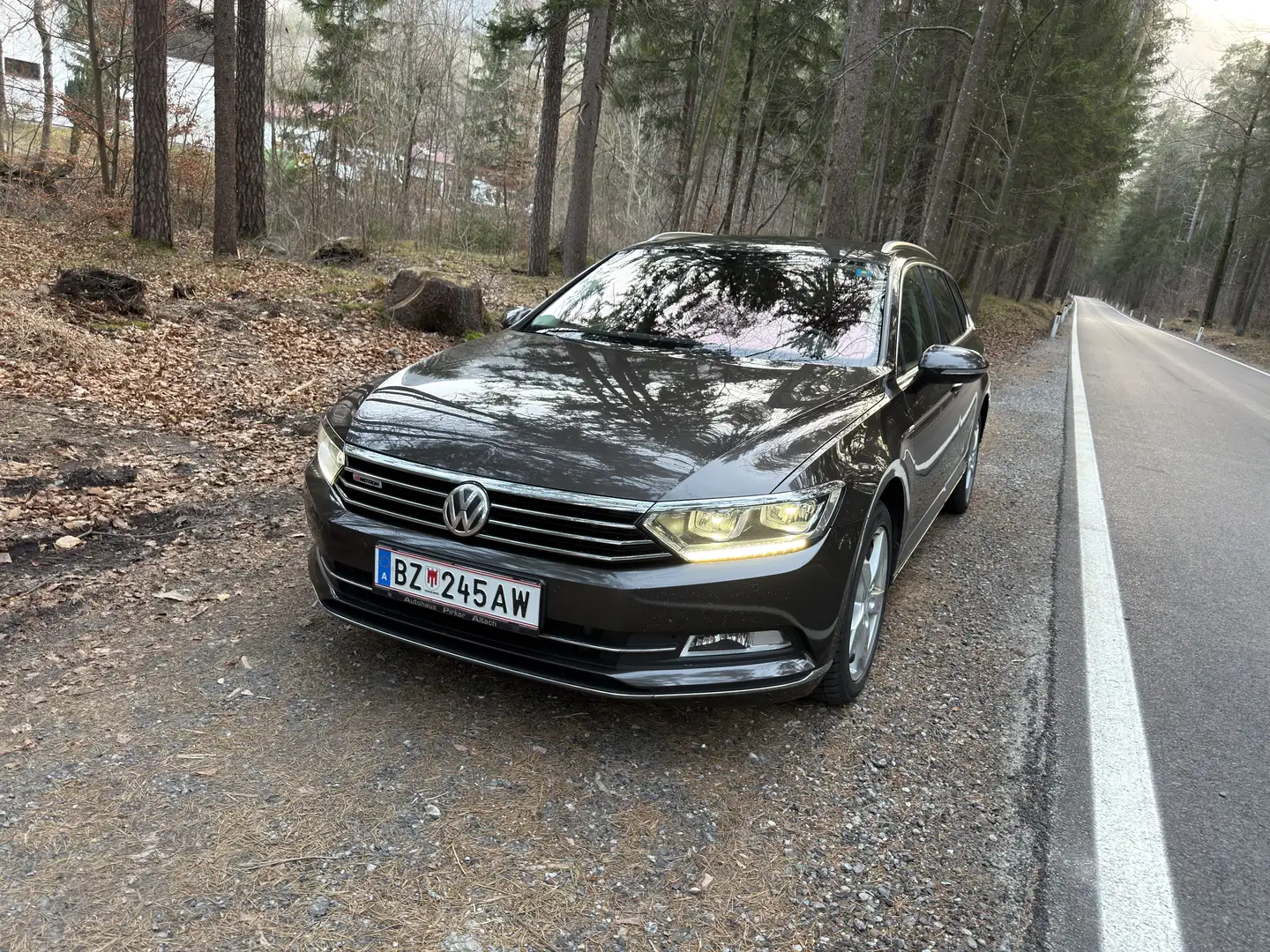 Volkswagen Passat Variant SCR Highline TDI 4Motion DSG - 1