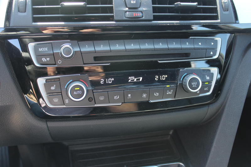 BMW 318 3-serie Touring 318i Automaat M Sport Edition — photo 15