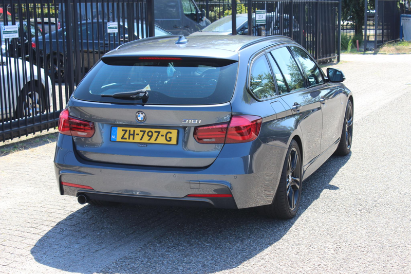 BMW 318 3-serie Touring 318i Automaat M Sport Edition — photo 8